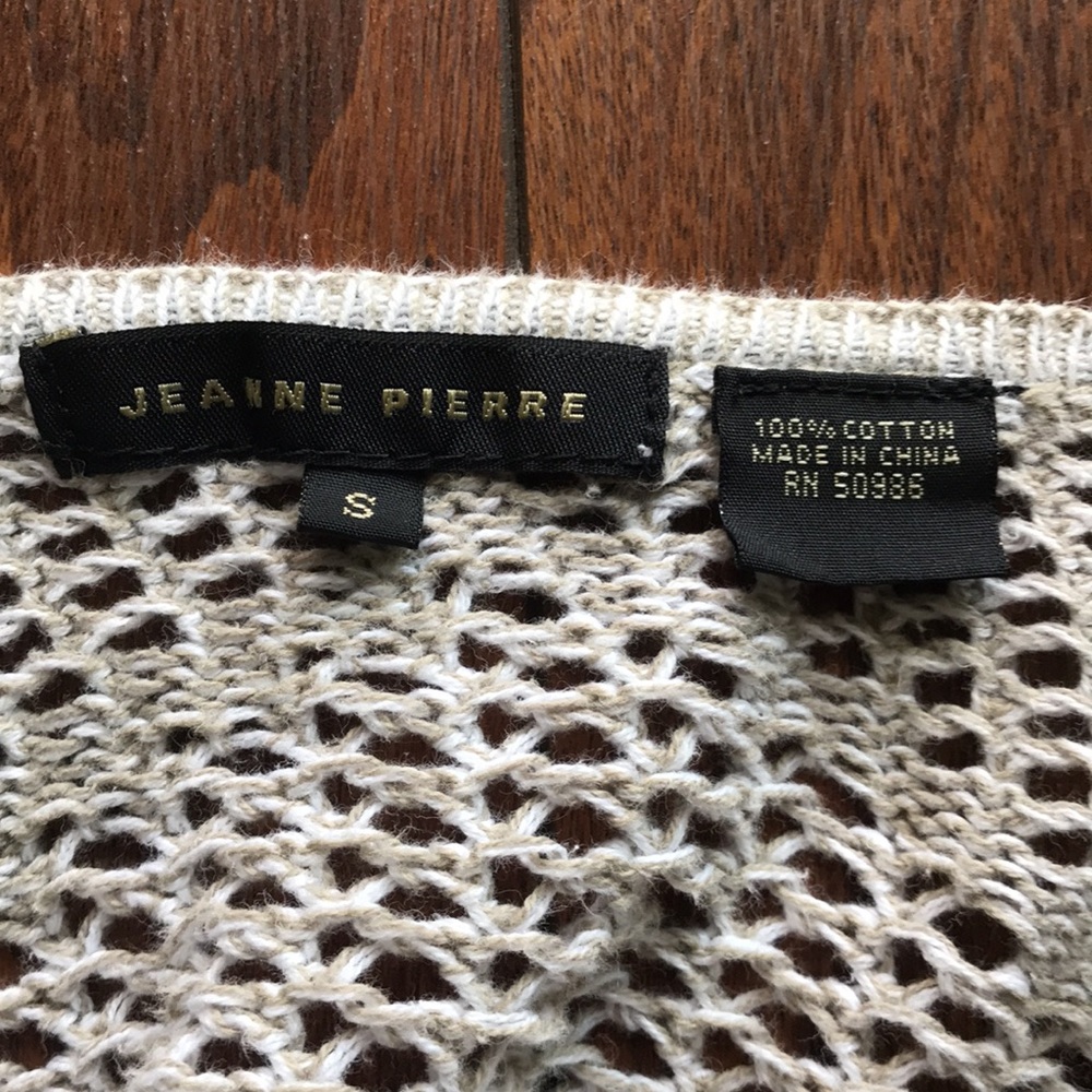 🟦🟦Jeanne Pierre Crocheted Shrug🟦🟦 - Picture 8 of 8